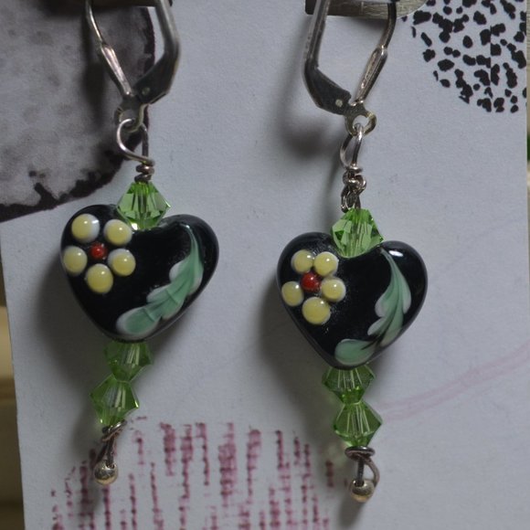 Handmade beaded earrings - Picture 5 of 5